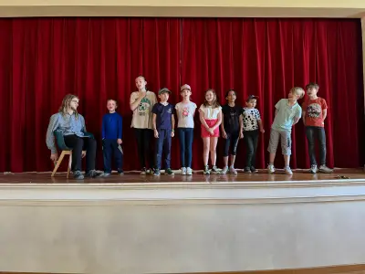 Illustration de « Le théâtre des jeunes cherche de nouveaux acteurs » — Cercle Sainte Marie d'Oderen